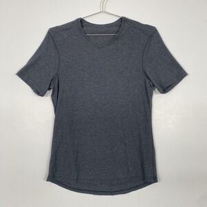 Lululemon Shirt Mens Medium Gray V Neck Short Sleeve Athletic Performance Tee